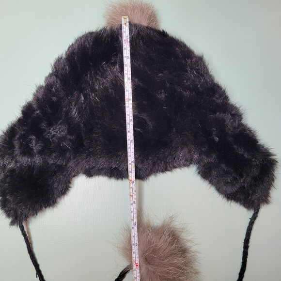 Vintage Fur Hat and Ear Warmer - Picture 4 of 4